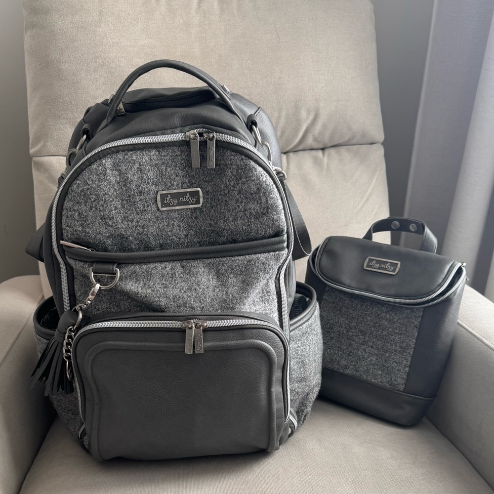 Itzy Ritzy Boss Plus large diaper bag + bottle bag